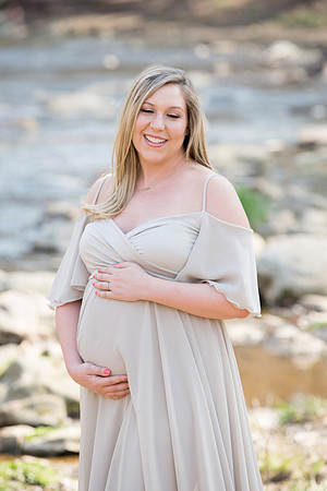 Ferrara Photo Studio Pregnancy Session Newark, Delaware